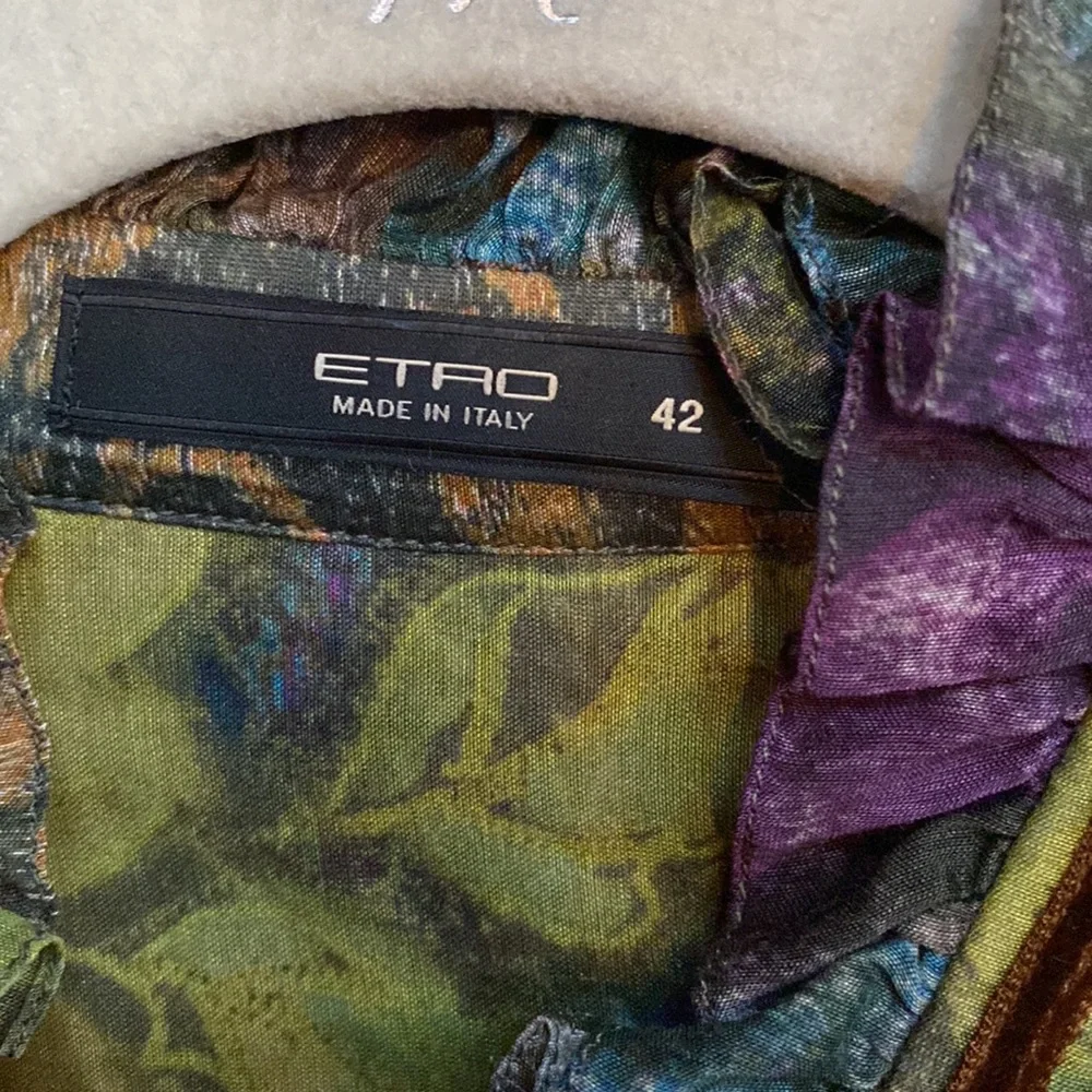 ETRO Green and Purple Silk blouse🌺 - Picture 3 of 6